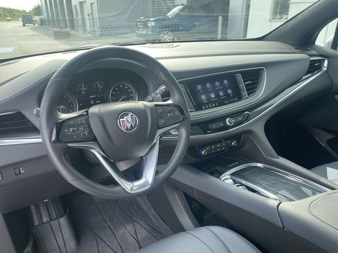 Used 2024 Buick Enclave Essence w/ Experience Buick Package FWD image 18