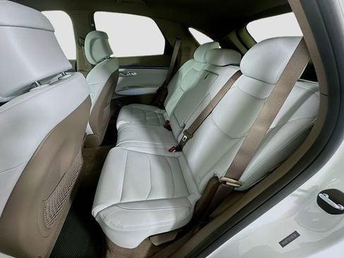 New 2026 Genesis GV70 2.5T Advanced image 17