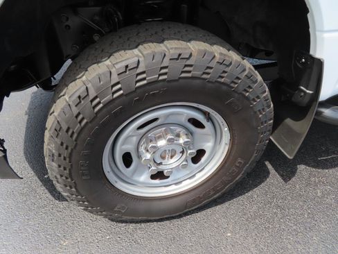 Used 2019 Ford F250 XL w/ Power Equipment Group AWD/4WD image 11