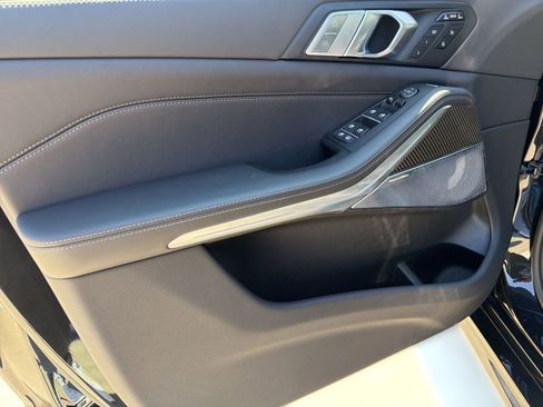 New 2026 BMW X7 M60i image 12