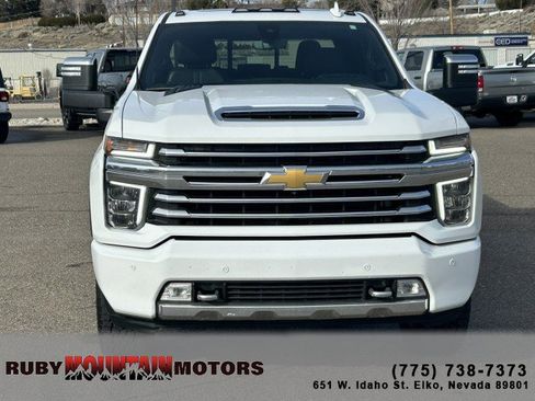 Used 2022 Chevrolet Silverado 3500 High Country w/ Technology Package image 2