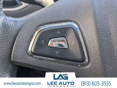 Used 2014 Lincoln MKZ Hybrid w/ Equipment Group 201A Select FWD image 22