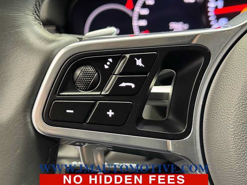 Used 2023 Porsche Cayenne Platinum Edition AWD/4WD image 39