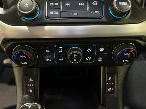 Used 2019 GMC Acadia SLT image 31