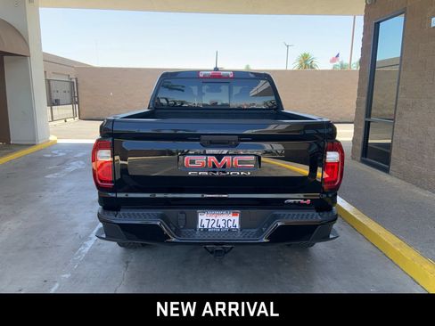 Certified 2024 GMC Canyon AT4 AWD/4WD image 5