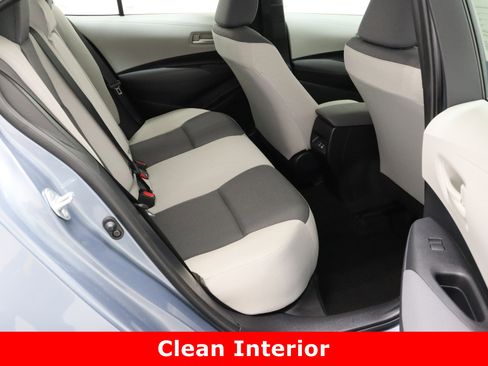 Used 2024 Toyota Corolla LE image 30