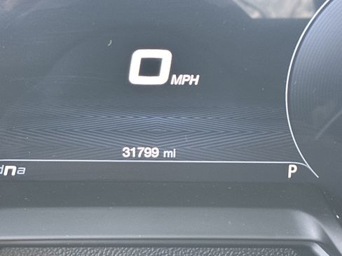 Used 2024 Alfa Romeo Stelvio Sprint image 29