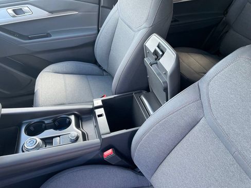 New 2026 Ford Explorer Active AWD/4WD image 31