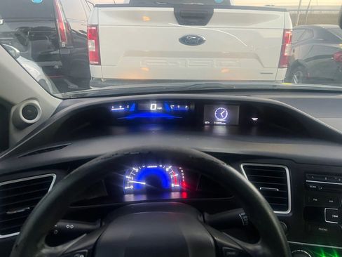 Used 2015 Honda Civic LX image 17