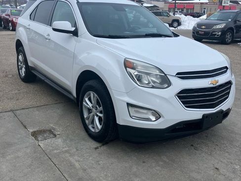 Used 2017 Chevrolet Equinox LT w/ Convenience Package image 6