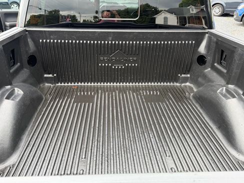 Used 2019 Ford F150 Platinum AWD/4WD image 12