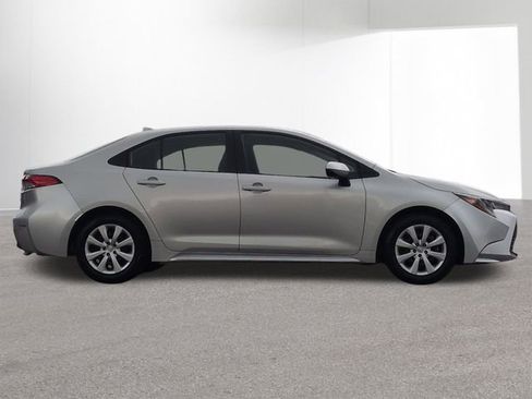 Certified 2024 Toyota Corolla LE FWD image 4
