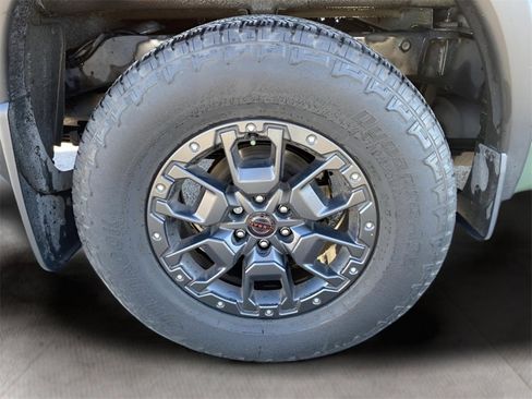 Used 2023 Nissan Frontier PRO-4X w/ Pro-4X Premium Package image 19