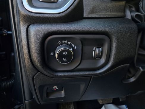 Used 2025 RAM 1500 Tradesman image 13