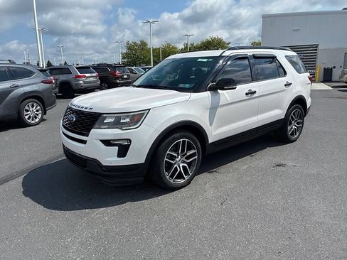 Used 2018 Ford Explorer Sport AWD/4WD image 17