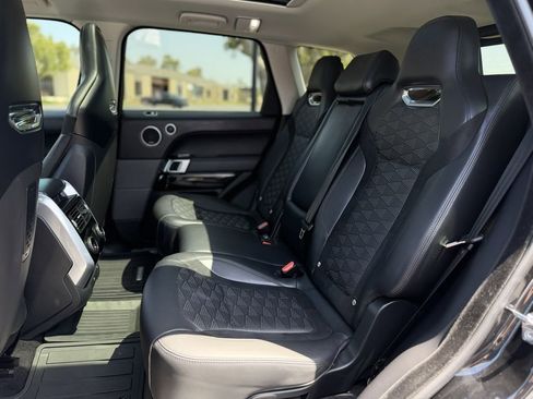 Used 2019 Land Rover Range Rover Sport SVR AWD/4WD image 17