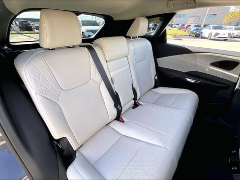 Used 2025 Lexus RX 350 Premium Plus image 16
