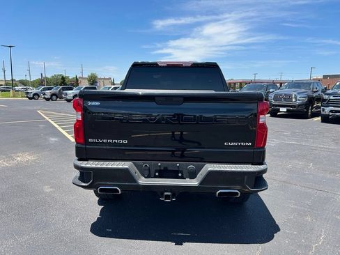 Used 2021 Chevrolet Silverado 1500 Custom Trail Boss AWD/4WD image 10