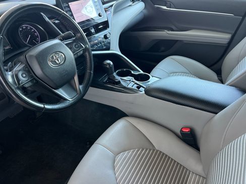 Used 2023 Toyota Camry SE FWD image 10