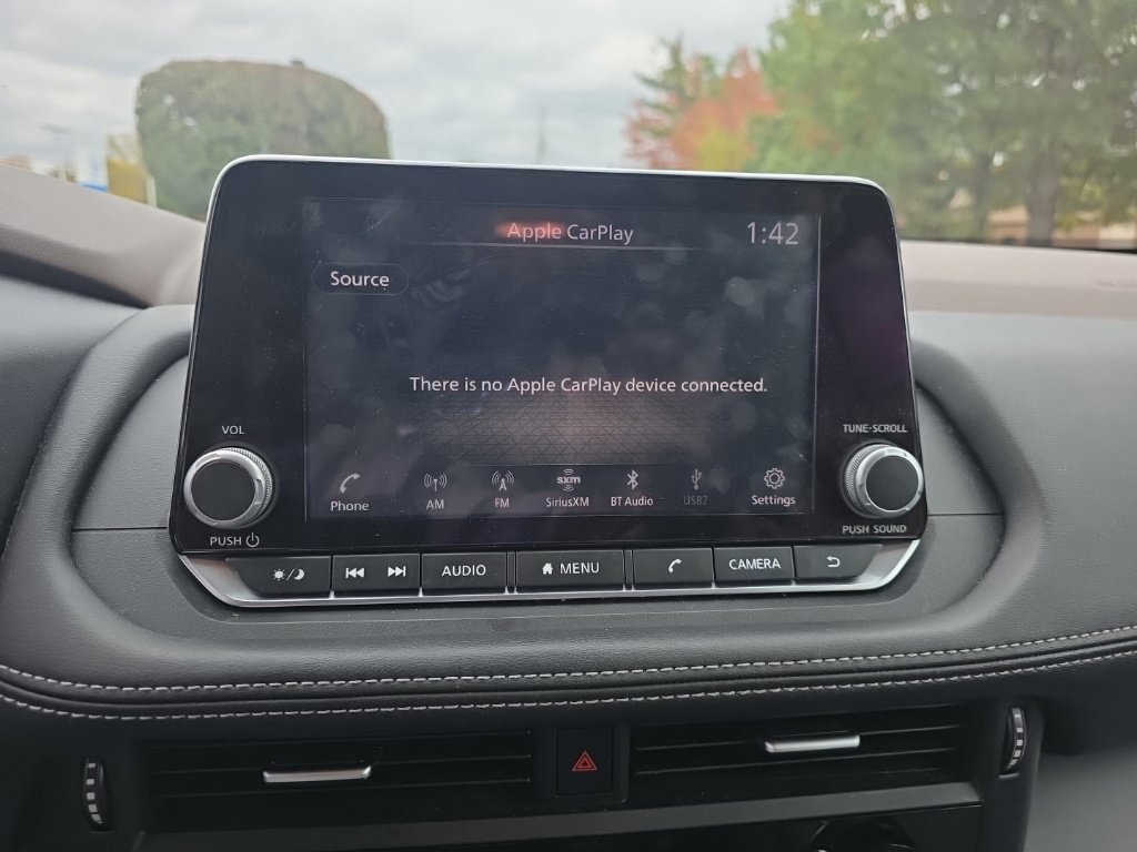 Used 2021 Nissan Rogue S AWD/4WD image 18