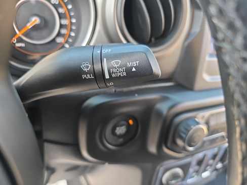 Used 2020 Jeep Wrangler Sport AWD/4WD image 26