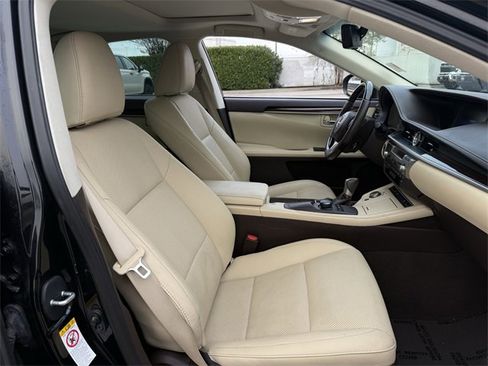 Used 2017 Lexus ES 350 image 28