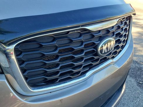 Used 2019 Kia Sorento FWD V6 image 5