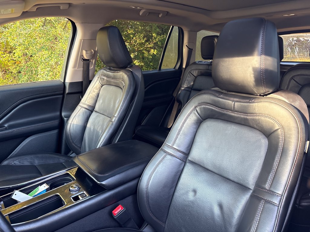 Used 2024 Lincoln Aviator Reserve w/ Elements Package Plus AWD/4WD image 9
