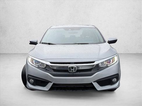 Used 2017 Honda Civic EX-T image 2
