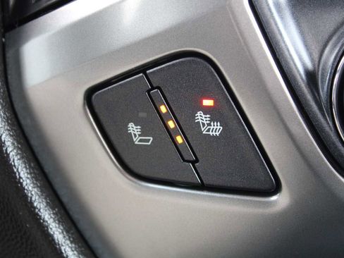 Used 2019 Chevrolet Silverado 1500 LT w/ All Star Edition image 21