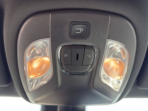 New 2026 Jeep Compass Limited AWD/4WD image 18