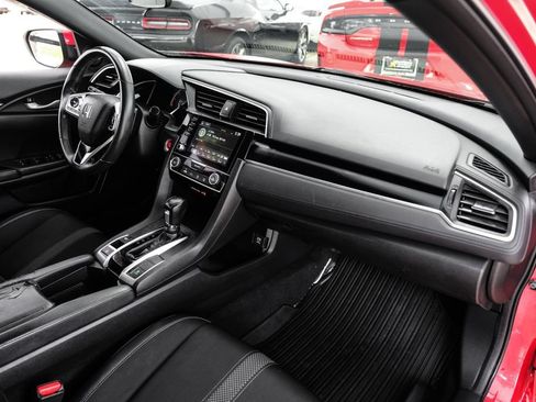 Used 2021 Honda Civic Sport image 11
