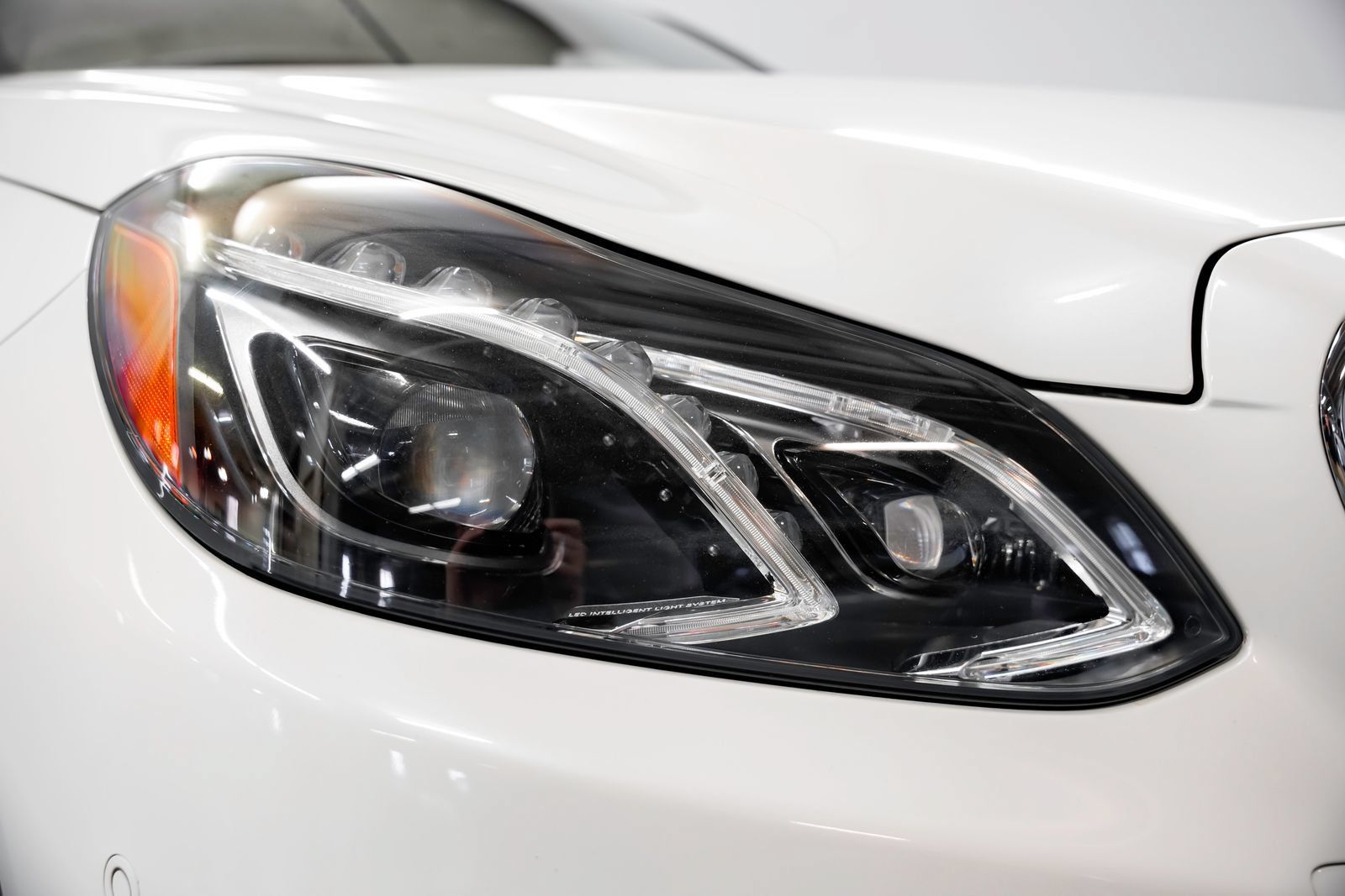 Used 2015 Mercedes-Benz E 400 Sedan image 44