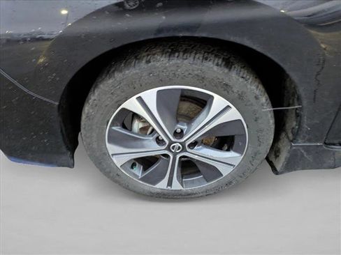 Used 2022 Nissan Leaf SL Plus image 10