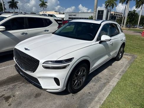 Used 2023 Genesis GV70 2.5T w/ Advanced Package AWD/4WD image 3
