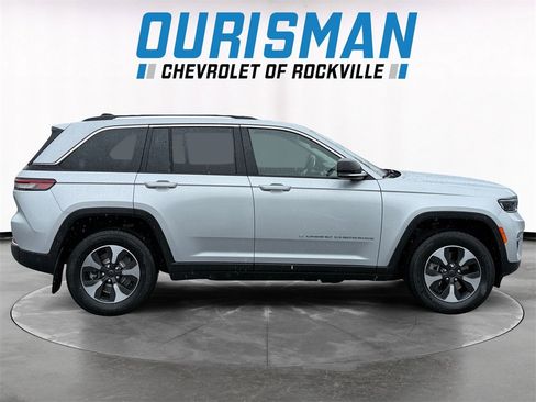 Used 2023 Jeep Grand Cherokee 4WD 4xe image 7