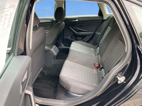 Certified 2024 Volkswagen Jetta S FWD image 22