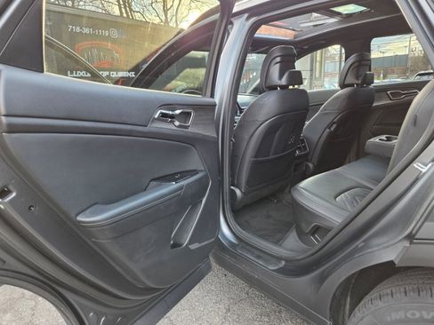 Used 2025 Kia Sportage X-Line image 12