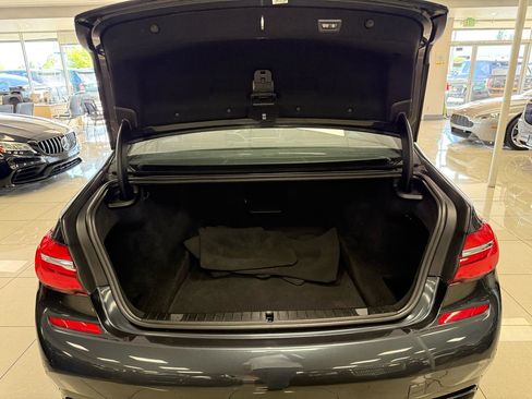Used 2016 BMW 750i RWD image 35