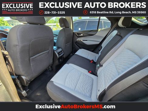 Used 2021 Chevrolet Equinox LS w/ LS Convenience Package image 11