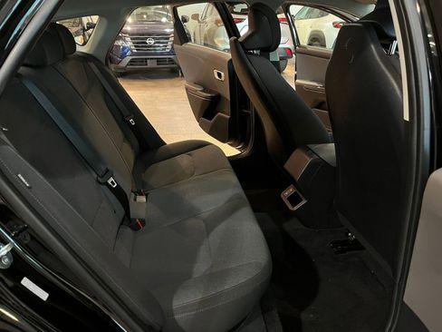Used 2025 Kia K4 FWD image 36