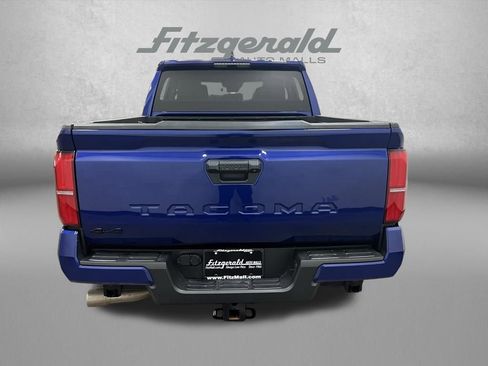 Used 2024 Toyota Tacoma TRD Off-Road image 4