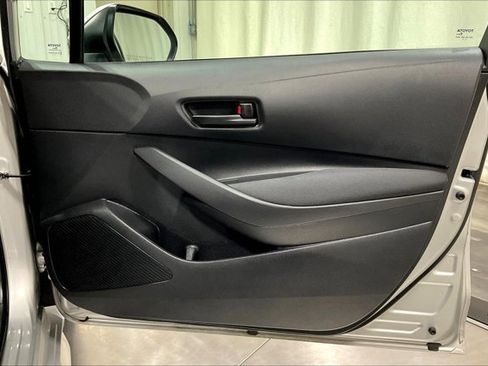 Certified 2024 Toyota Corolla LE image 25
