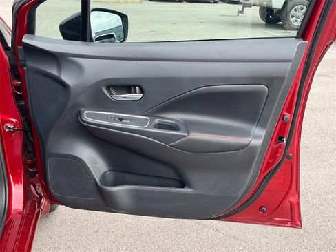 Used 2025 Nissan Versa SR w/ Trunk Package image 21