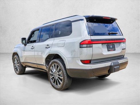 Used 2024 Lexus GX 550 w/ Accessory Package (Z1) AWD/4WD image 7