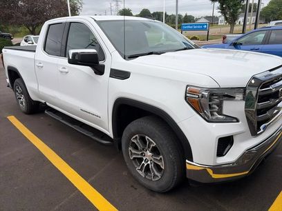 Used 2020 GMC Sierra 1500 SLE w/ SLE Value Package