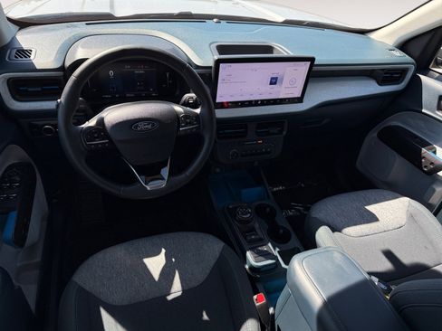 Used 2025 Ford Maverick XLT w/ XLT Luxury Package image 15