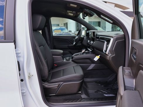 New 2026 GMC Canyon Elevation w/ Convenience Package image 24