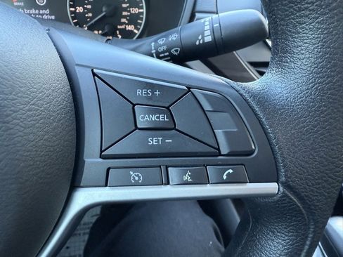 Used 2024 Nissan Altima 2.5 SV image 20