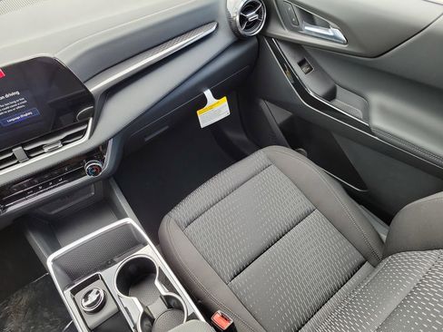 New 2026 Chevrolet Equinox LT image 15